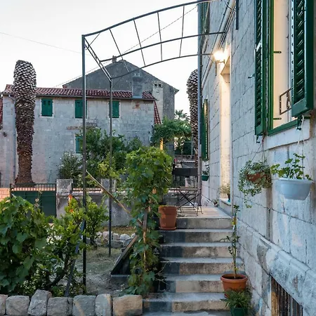 Seabed Rooms&studio Σπλιτ