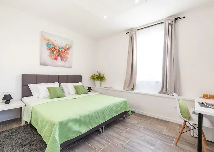 Seabed Rooms&studio Apartment Split