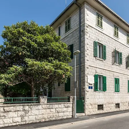 Seabed Rooms&studio *